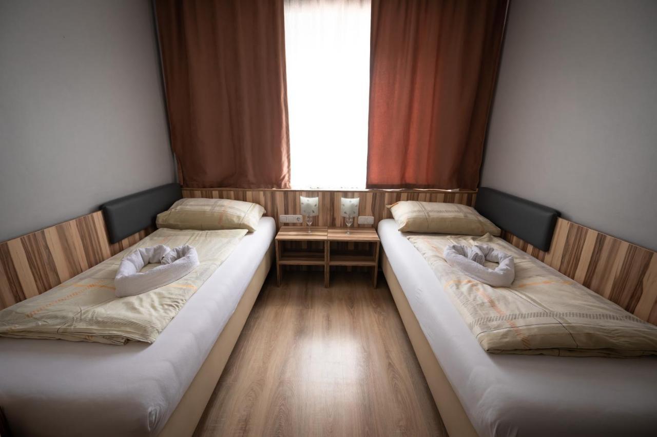 Hotel Am Limes 엔스 외부 사진