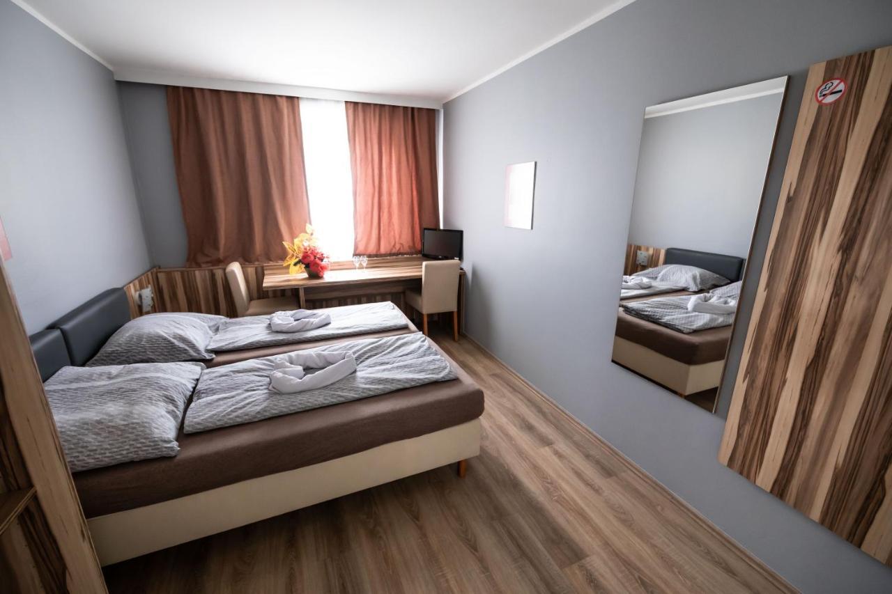Hotel Am Limes 엔스 외부 사진