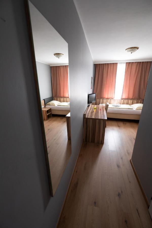 Hotel Am Limes 엔스 외부 사진